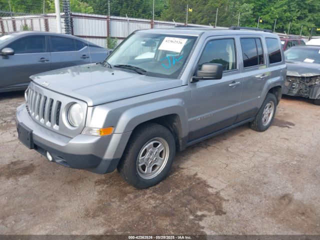 1C4NJPBA2FD285562 Jeep Patriot