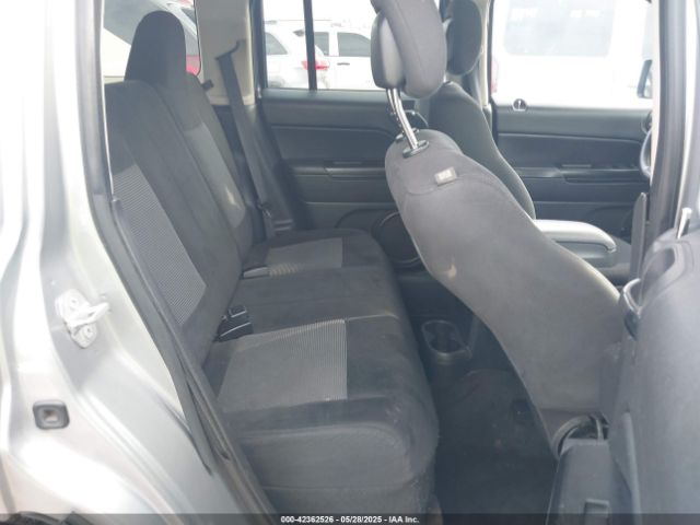 1C4NJPBA2FD285562 Jeep Patriot