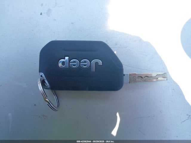1C4HJXDN7JW232530 Jeep 2018