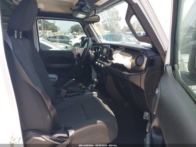 1C4HJXDN7JW232530 Jeep 2018