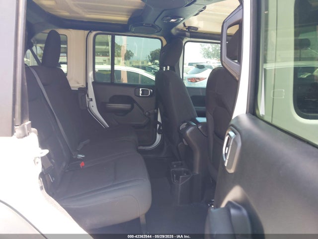 1C4HJXDN7JW232530 Jeep 2018