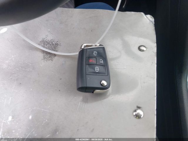 2020 VOLKSWAGEN TIGUAN 3VV3B7AX8LM074622 Photo 10