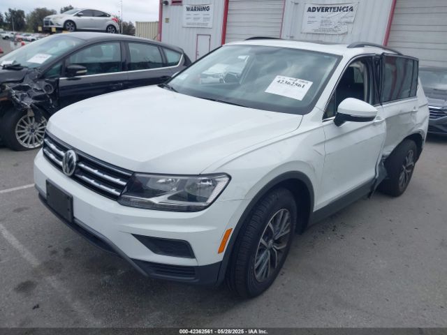2020 VOLKSWAGEN TIGUAN 3VV3B7AX8LM074622 Photo 1