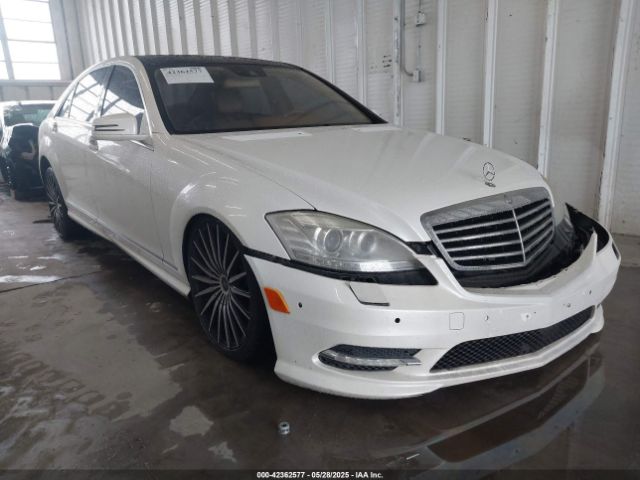 2010 MERCEDES-BENZ S 550 WDDNG8GB1AA352707