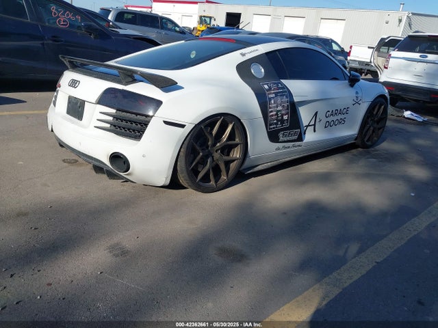 2015 AUDI R8 WUAAUAFG4FN000620 Photo 3