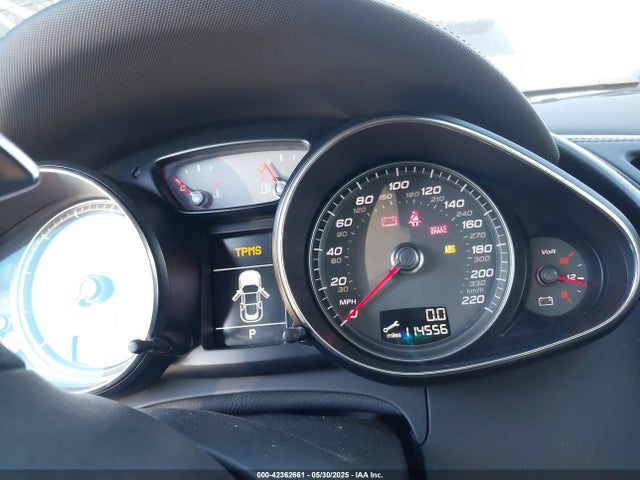 2015 AUDI R8 WUAAUAFG4FN000620 Photo 6