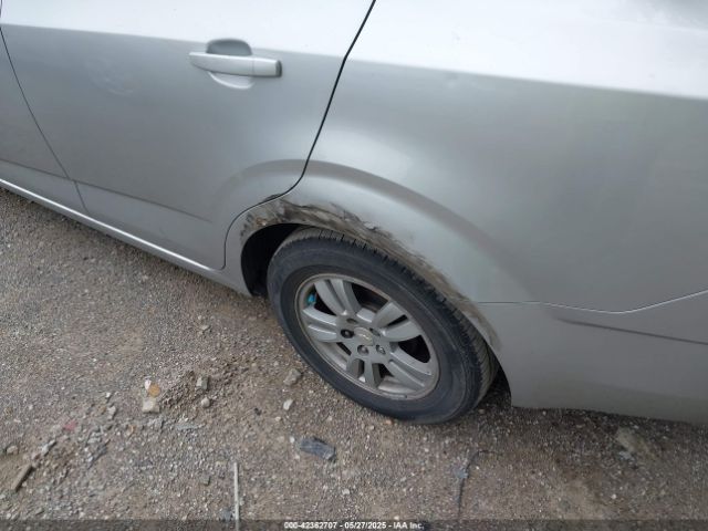 1G1JC5SH9E4235730 Chevrolet Sonic Lt Auto