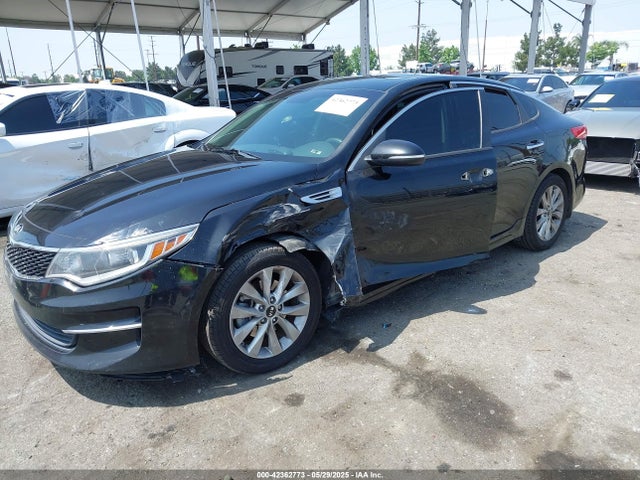 5XXGT4L33JG271167 KIA Optima Lx