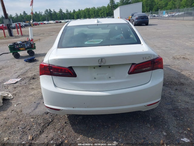 Acura j35y6 2015 19UUB2F5XFA009352 Image 16