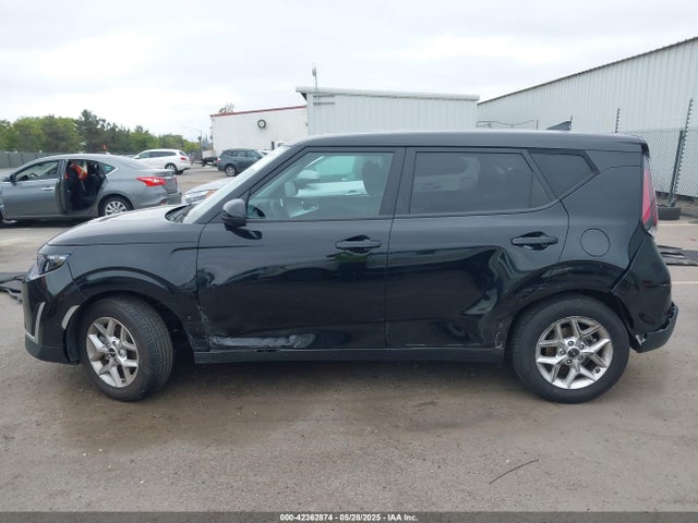 KNDJ23AU6R7233726 KIA 2024