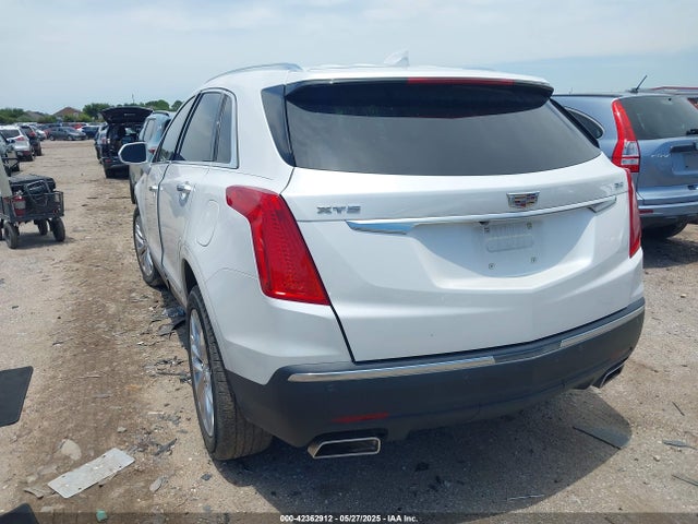 2019 CADILLAC XT5 1GYKNCRS8KZ187321 Photo 2
