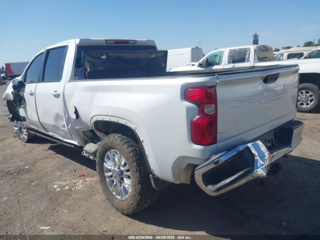 2022 CHEVROLET SILVERADO 3500HD 1GC4YTEY1NF118427 Photo 2