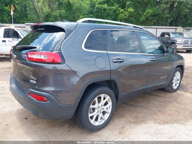 1C4PJLCB9GW173078 Jeep 2016