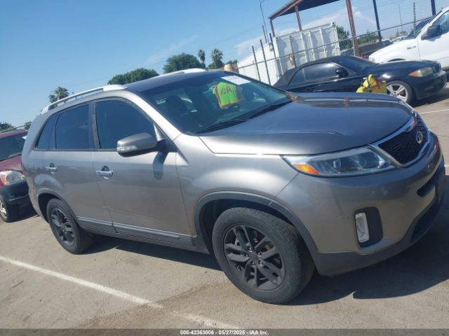 5XYKT3A62FG557953 KIA SORENTO LX