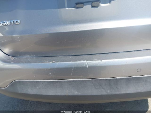 5XYKT3A62FG557953 KIA SORENTO LX