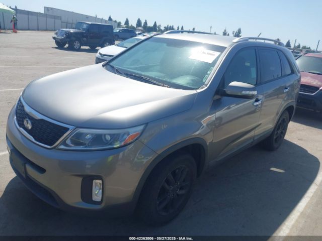 5XYKT3A62FG557953 KIA SORENTO LX