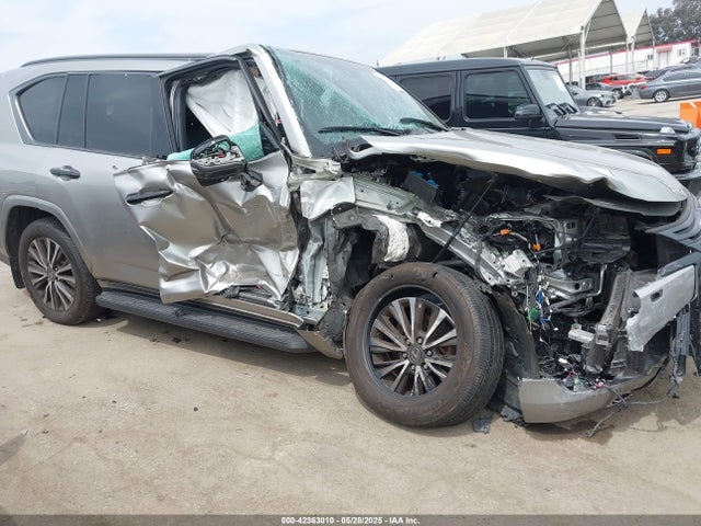 JTJAB7CX4N4000712 Lexus v35a-fts