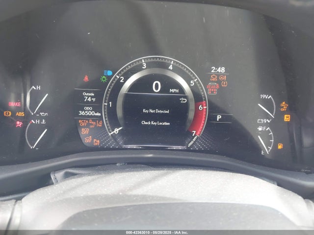 JTJAB7CX4N4000712 Lexus v35a-fts