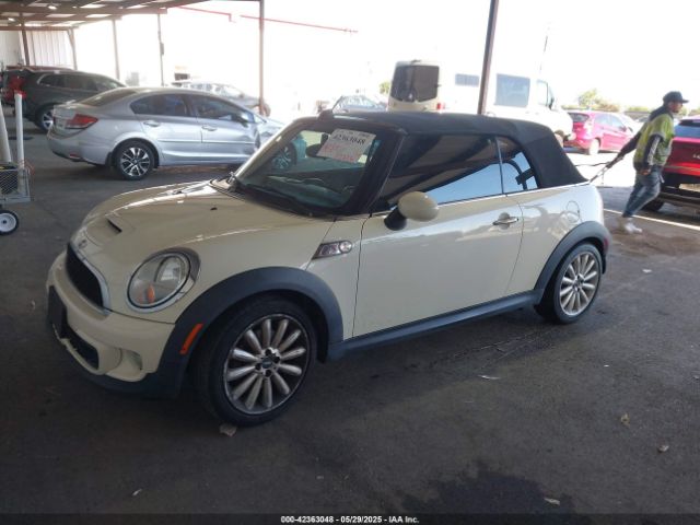 2013 MINI CONVERTIBLE WMWZP3C58DT551385 Photo 1