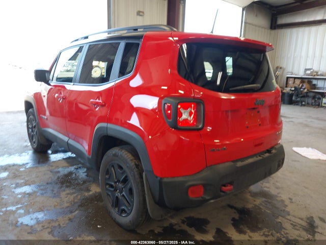 Jeep 2018 2018 ZACCJBCB6JPJ00583 Image 3