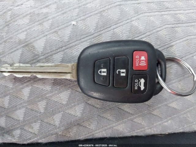 4T1BF1FK8EU830288 Toyota CAMRY SE