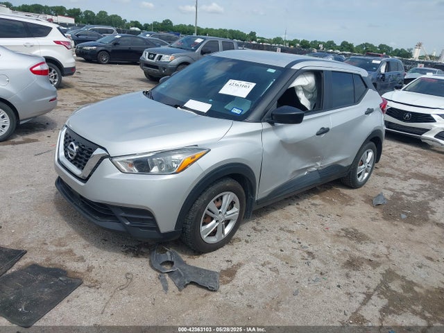 Nissan 2020 2020 3N1CP5BV9LL570328 Image 2