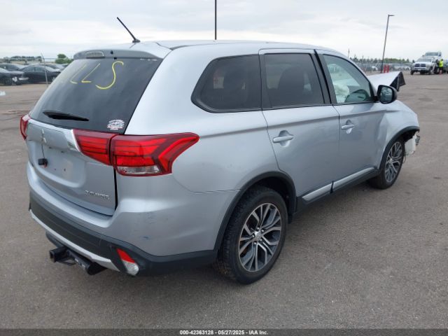 2016 MITSUBISHI OUTLANDER JA4AZ3A34GZ024872 Photo 3