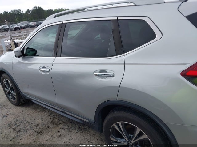 Продаж на аукціоні авто 2017 Nissan Rogue Sl, vin: 5N1AT2MT7HC756667, номер лоту: 42363165