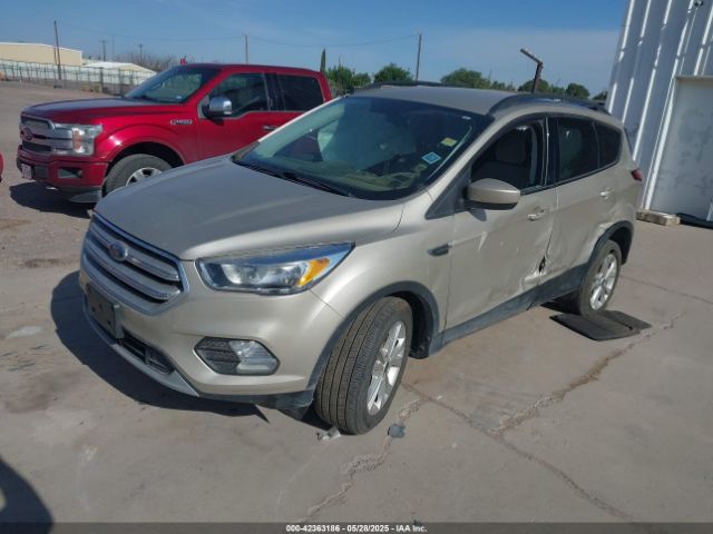 2018 FORD ESCAPE 1FMCU0GD2JUC94839 Photo 1