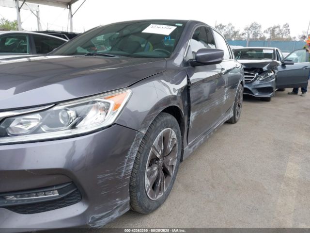 1HGCR2F15HA214875 Honda Accord Sport Se