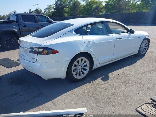 2016 TESLA MODEL S 5YJSA1E27GF138426 Photo 3