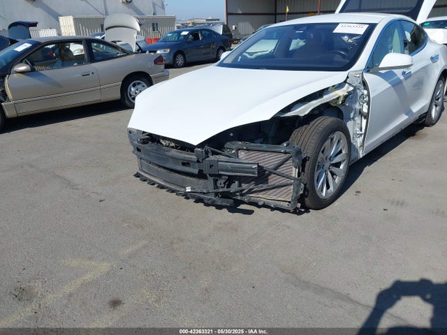 2016 TESLA MODEL S 5YJSA1E27GF138426 Photo 5
