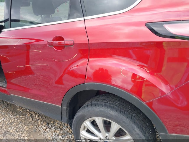 1FMCU9J93HUE54665 Ford 2017