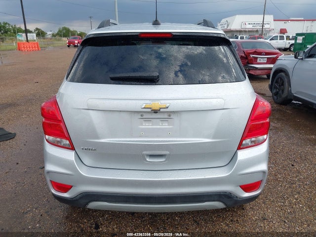 KL7CJLSM3NB536753 Chevrolet le2