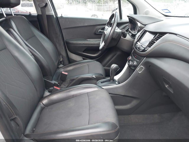 KL7CJLSM3NB536753 Chevrolet le2