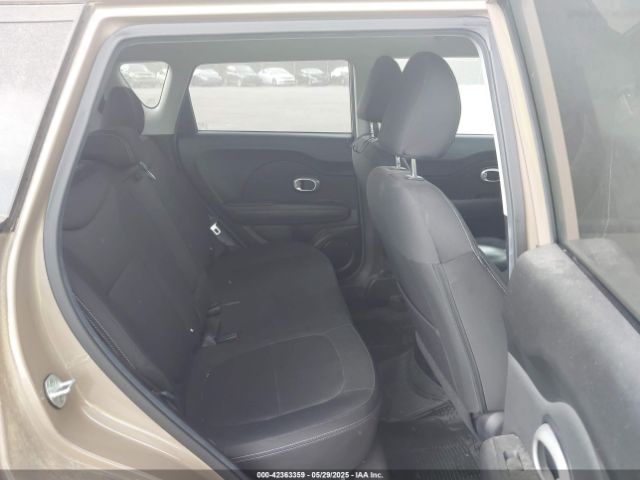 KNDJN2A27E7097438 KIA Soul