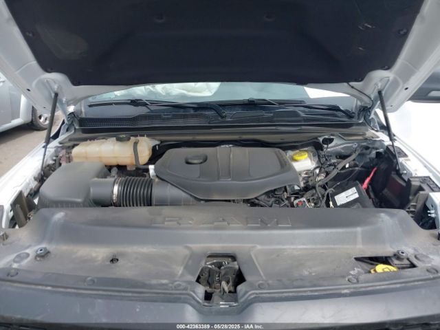 2025 RAM 1500 1C6SRFLP9SN525209 Photo 9
