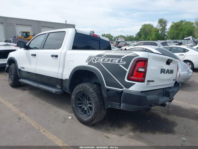 2025 RAM 1500 1C6SRFLP9SN525209 Photo 2