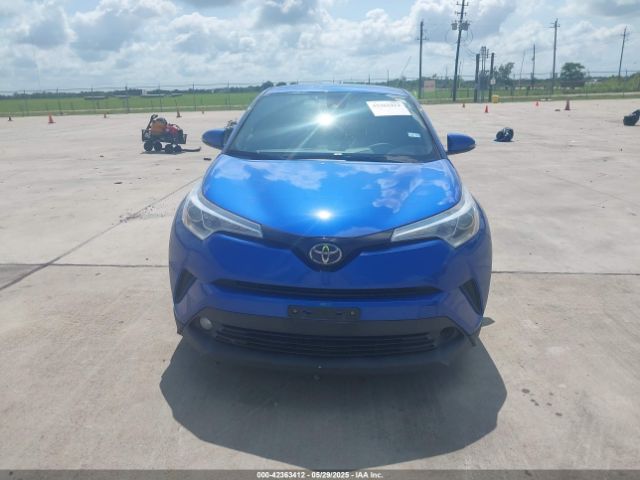NMTKHMBX5JR057407 Toyota C-hr Xle Premium