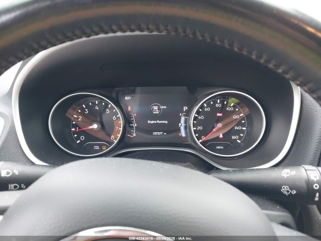 3C4NJDBBXJT222915 Jeep Compass