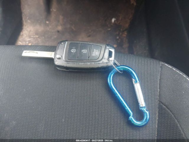 KMHRC8A3XNU132443 Hyundai Venue Sel