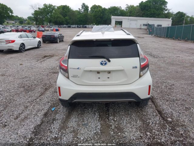 JTDKDTB35J1607514 Toyota Prius C Two