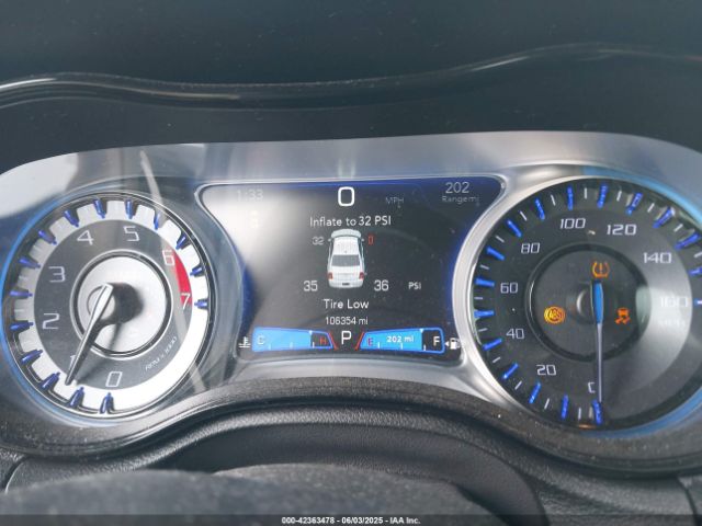 2019 CHRYSLER 300 2C3CCABT2KH580341 Photo 6