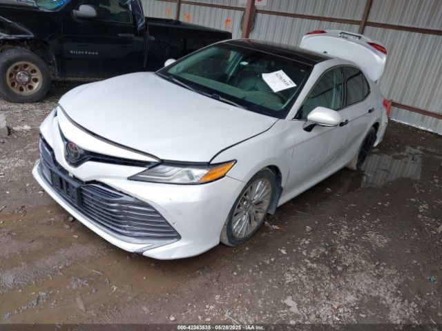 2018 TOYOTA CAMRY 4T1BZ1HK4JU017545 Photo 1