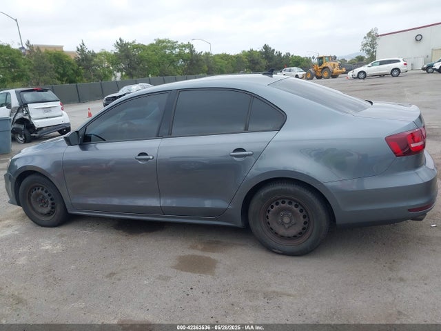 3VW267AJ0GM334704 Volkswagen 2016