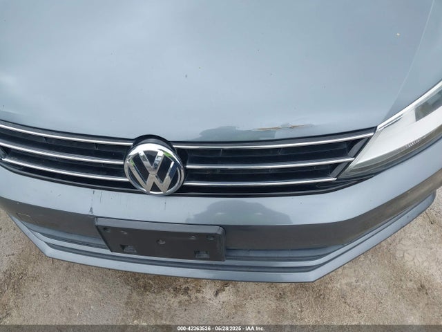 3VW267AJ0GM334704 Volkswagen 2016