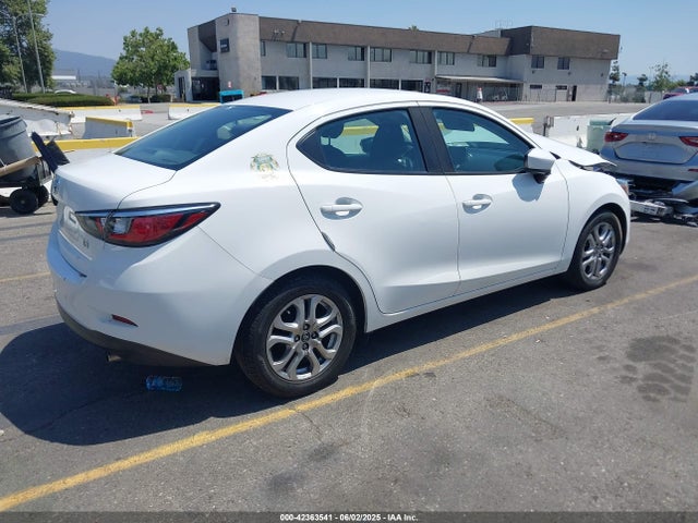 3MYDLBYV9HY149577 Toyota p5v