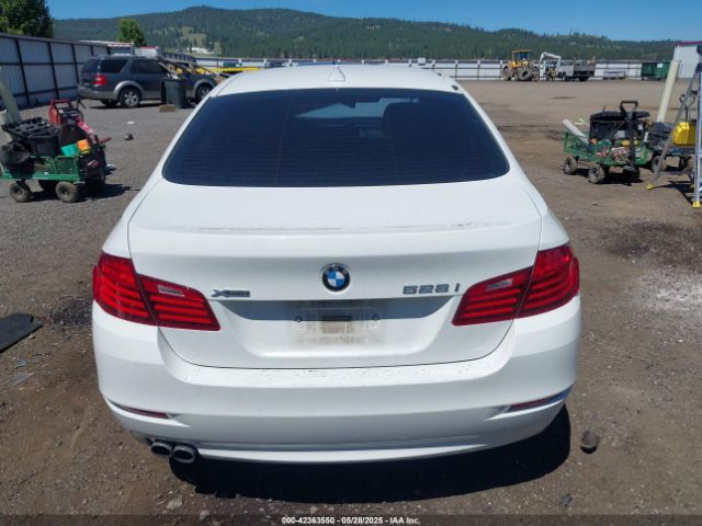 WBA5A7C56ED615930 BMW 528I
