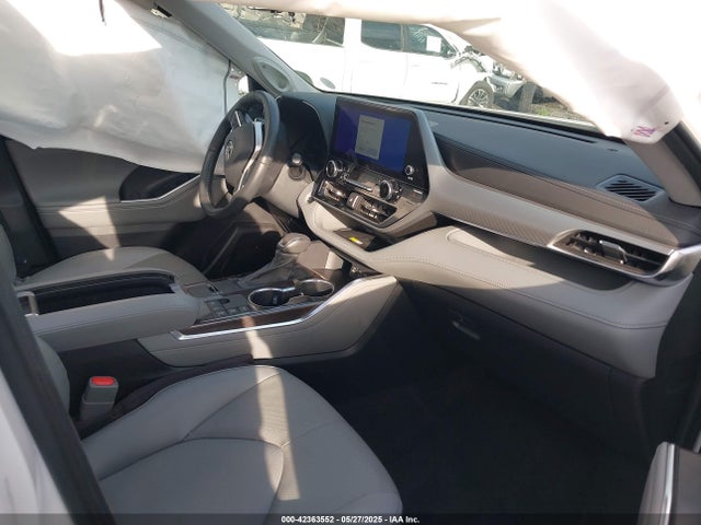 5TDEBRCH5PS105839 Toyota a25a-fxs, 5nm+4nm