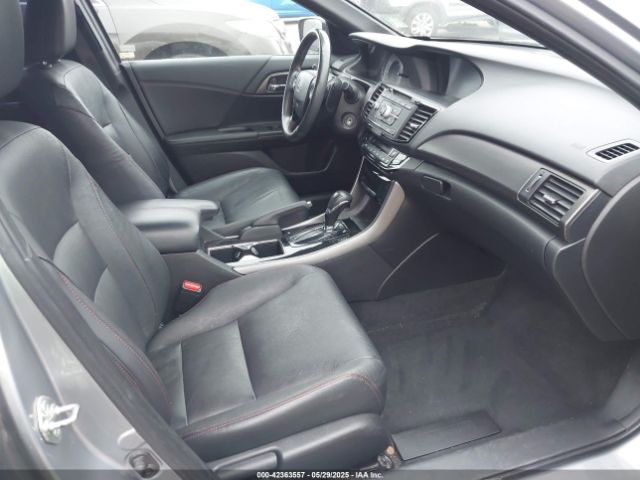 1HGCR2F10HA082141 Honda k24w1